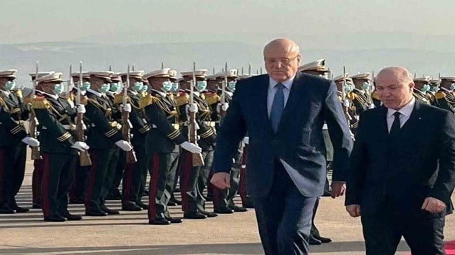 Sommet arabe: Mikati et Fayad en Algérie
