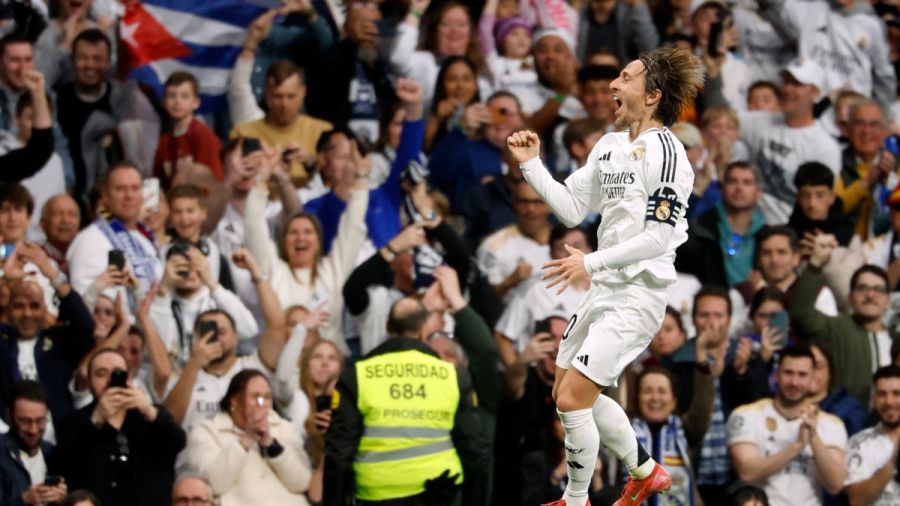 Le Real Madrid surclasse Gérone et revient à hauteur du FC Barcelone