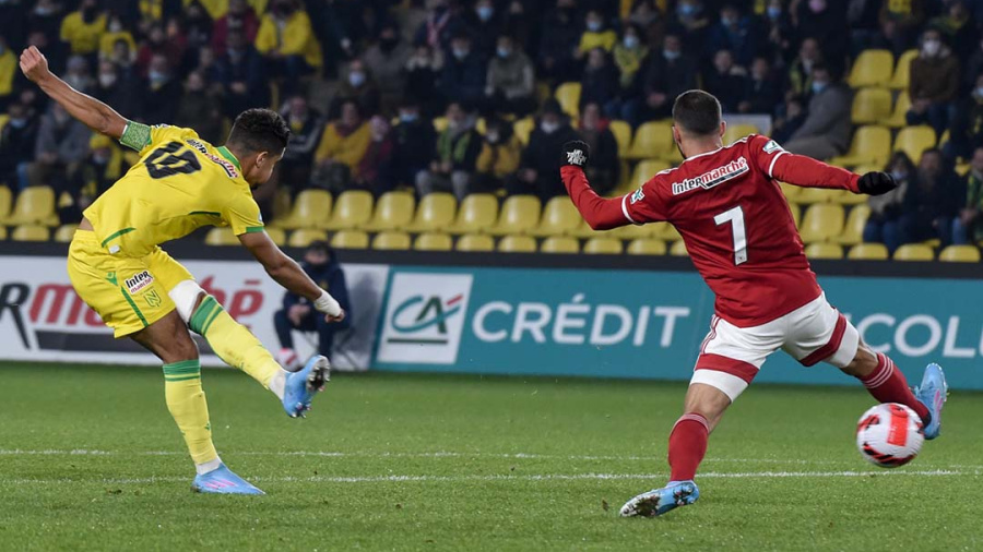 Coupe de France: Nantes file en quarts sur un doublé de Blas