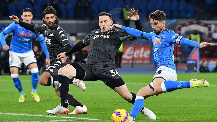Calcio : Naples surpris à domicile, l'Atalanta en profite