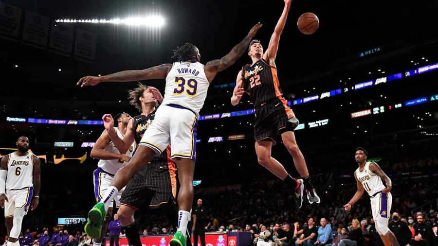 NBA: Brooklyn et Durant démolissent Detroit, triple-double pour Giannis et LeBron