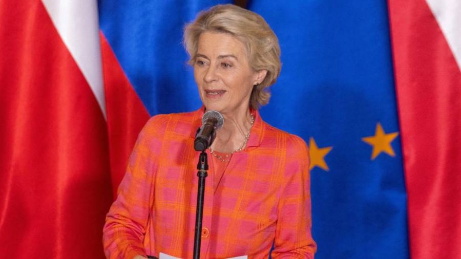 Ursula von der Leyen annonce être à Kiev pour discuter du soutien européen