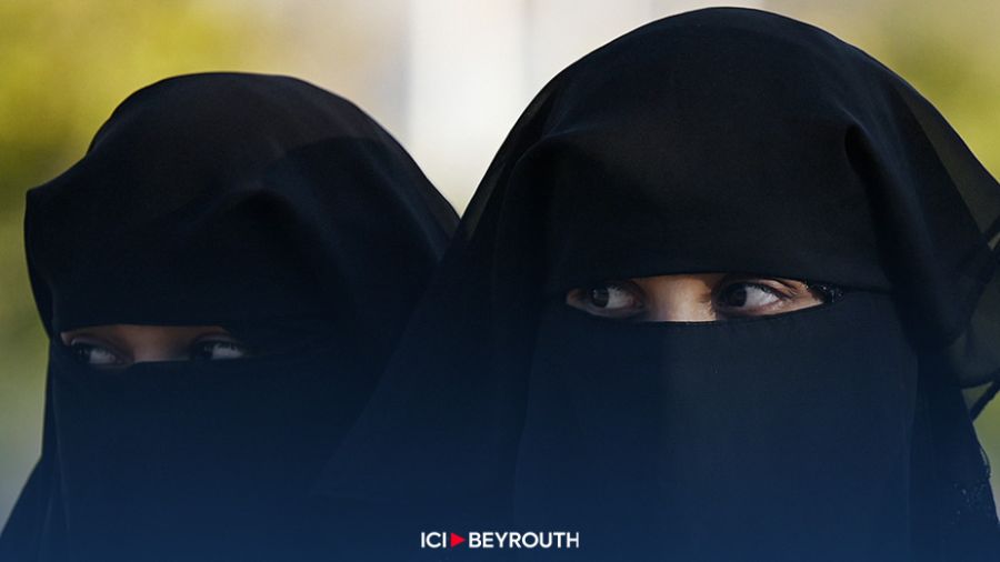 Égypte: l'interdiction du niqab à l'école fait débat