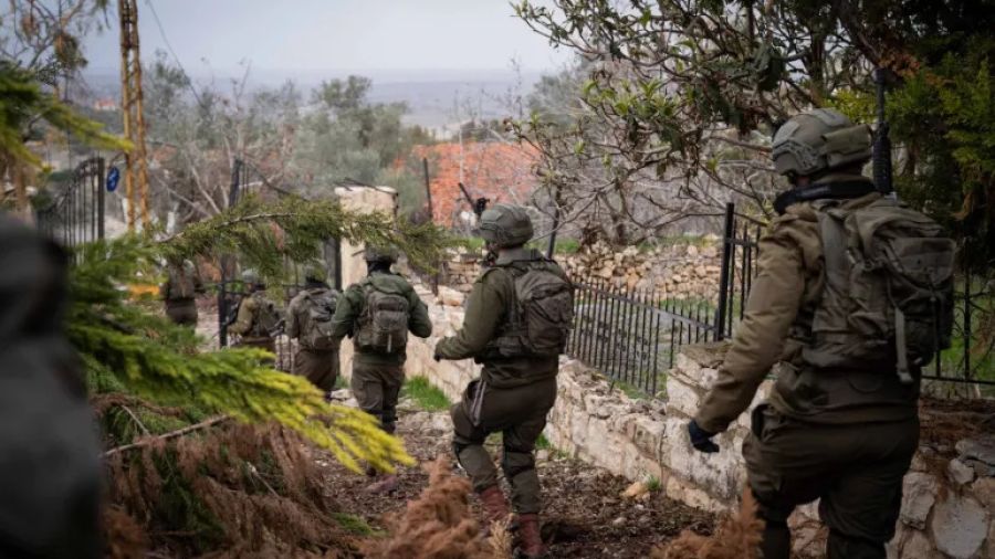 Des jeunes interceptent deux véhicules de la Finul à Ghaziyé 