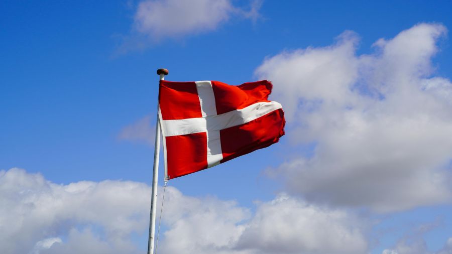 Au Danemark, un aéroport temporairement fermé après une alerte aux drones