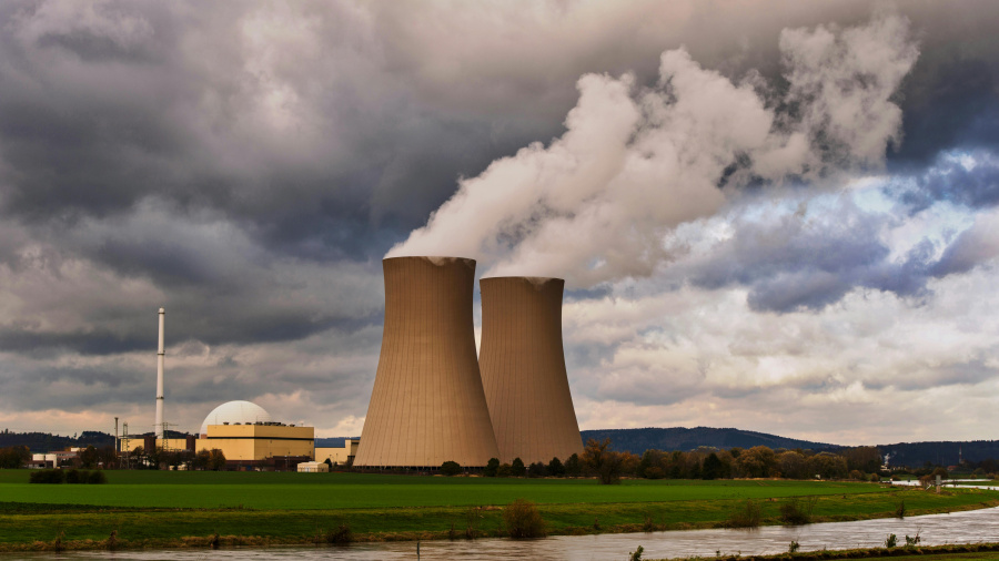 La production d'électricité nucléaire va atteindre un niveau record en 2025, selon l'AIE