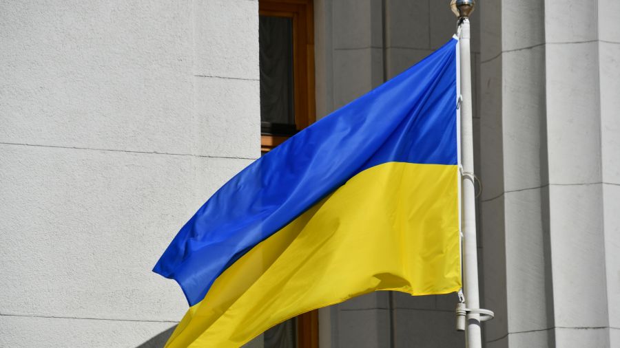 L'Ukraine affirme avoir frappé un pétrolier de la «flotte fantôme» russe en Méditerranée avec des drones