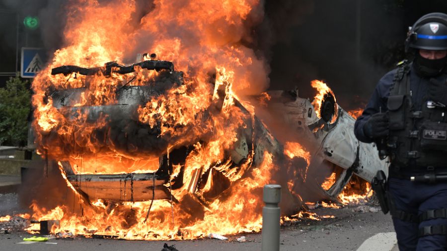 La France risque l'embrasement