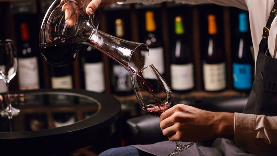 Vin: la production mondiale attendue en 2025 se ressaisit, mais reste basse