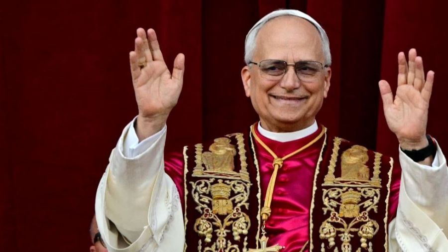 Le pape Léon XIV : un message de paix pour une Église en mutation