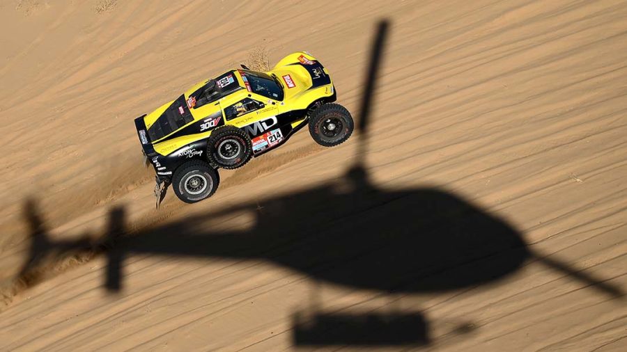 Dakar-2022: Al-Attiyah et Sanders remportent le prologue