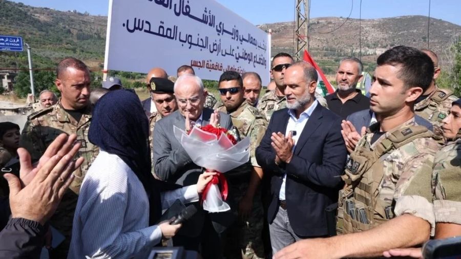 Sud: Menassa affirme que l'armée est prête à «récupérer le territoire», Rasamny lance des projets de réhabilitation