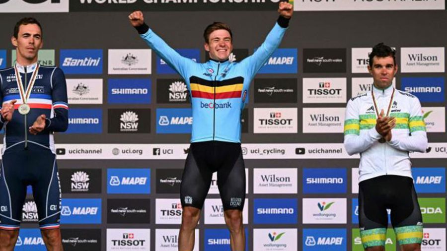 Mondiaux de cyclisme: irrésistible, le Belge Evenepoel sacré devant Laporte