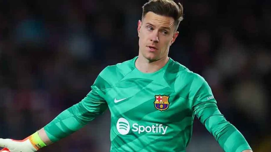 Foot: le gardien du FC Barcelone Ter Stegen, gravement blessé à un genou, va être opéré