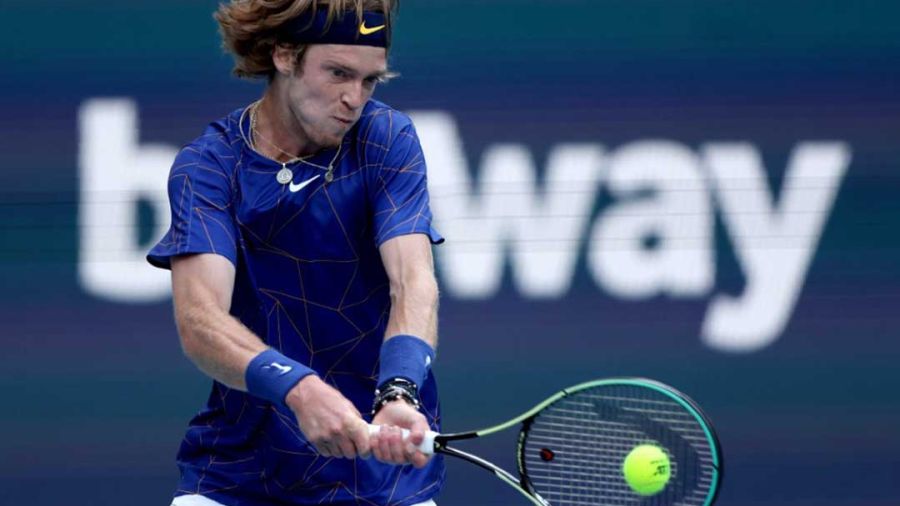 Rublev juge totalement discriminatoire l'exclusion des Russes de Wimbledon