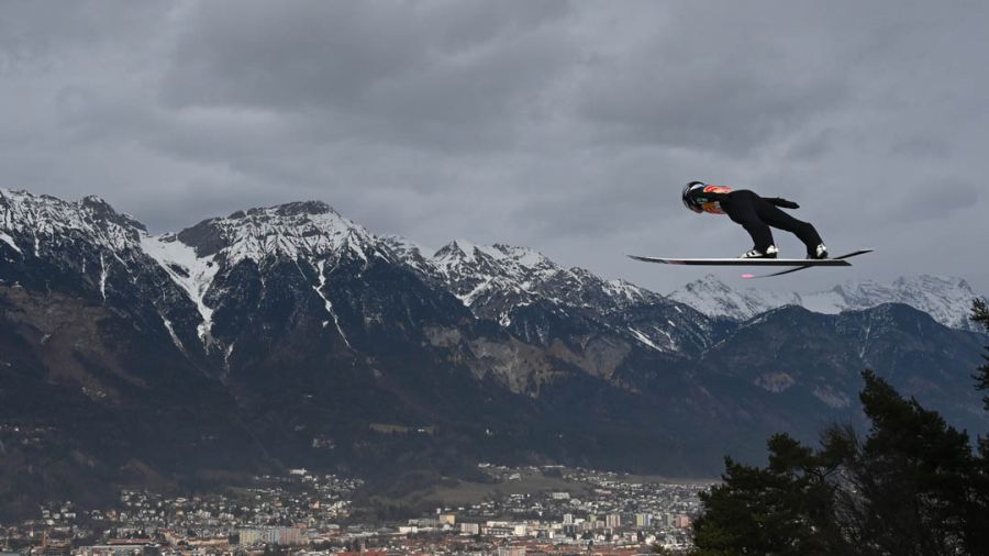 Saut à ski: Kobayashi remporte la tournée des Quatre Tremplins