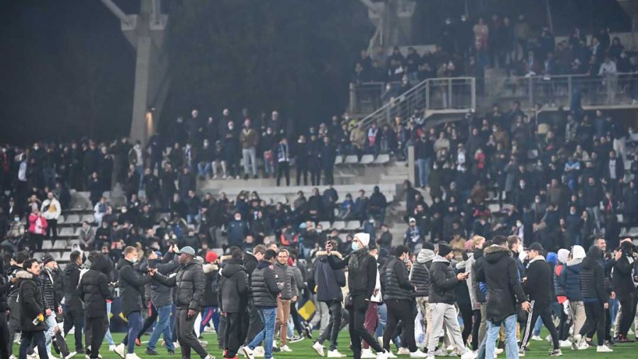 Paris FC-Lyon arrêté : Le foot français à nouveau placé devant ses responsabilités