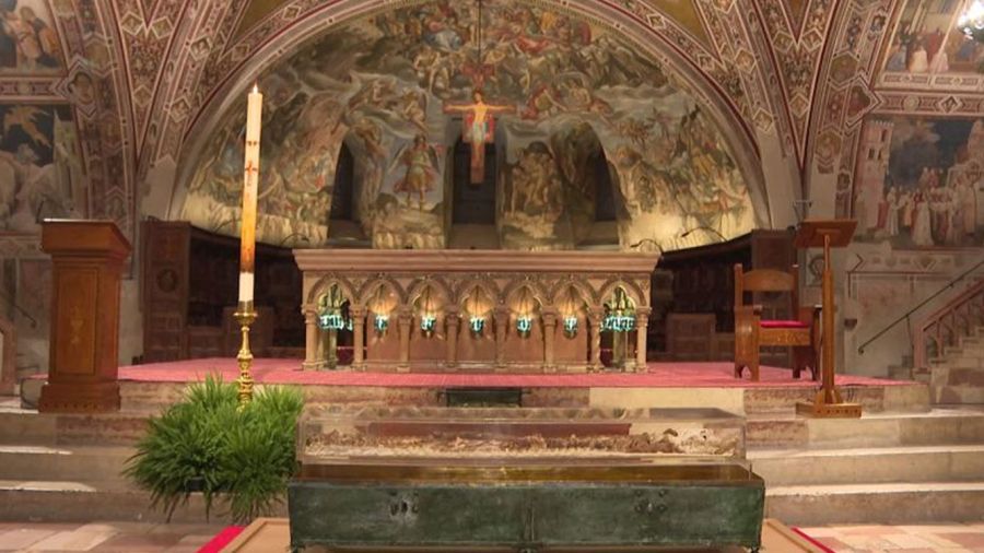 En Italie, les reliques de Saint François d'Assise exposées pour la première fois