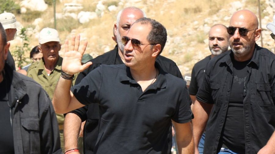 Gemayel prône un soulèvement pour libérer le pays du Hezb