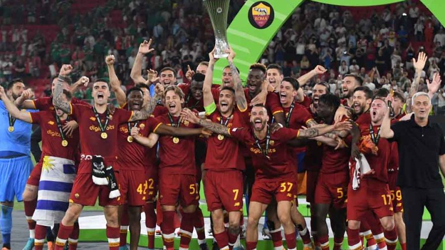 Mourinho offre à la Roma son premier titre européen