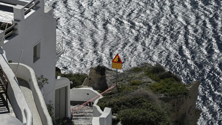 Grèce: nouvelles secousses au large de Santorin dont l'une supérieure à 5