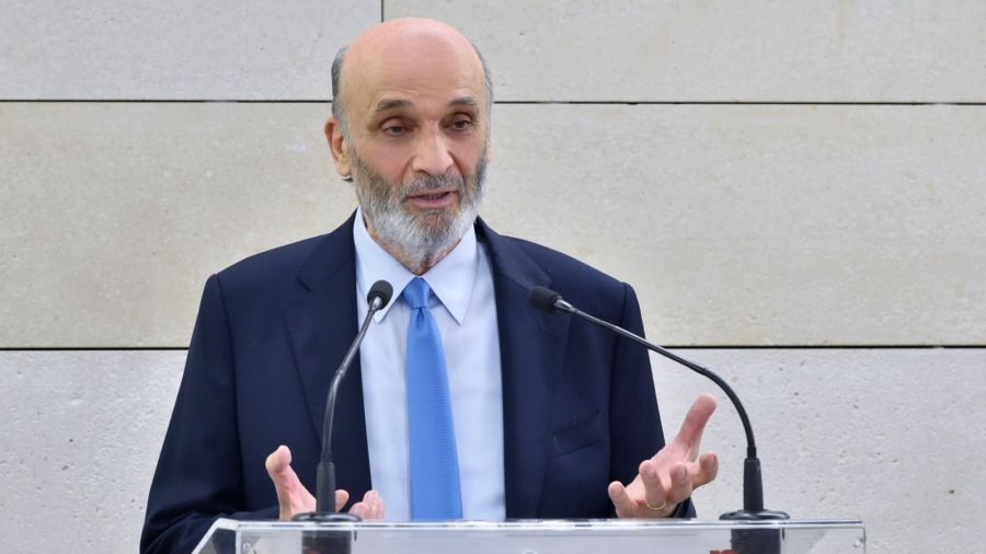 Armes illégales: Geagea fustige l’inaction de l’État après les raids israéliens