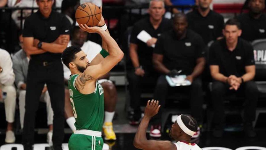 NBA : Tatum redonne un peu d'espoir aux Celtics contre le Heat