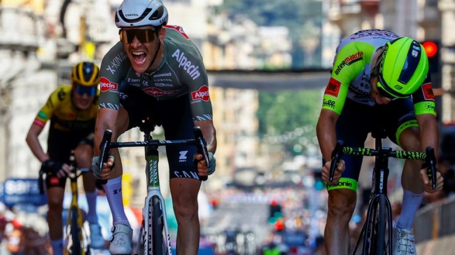 Tour d'Italie: Oldani redonne quelques couleurs au cyclisme italien