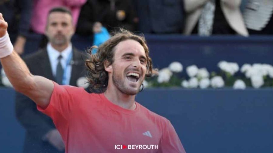 Tennis: Tsitsipas en demi-finales à Barcelone après un match tendu