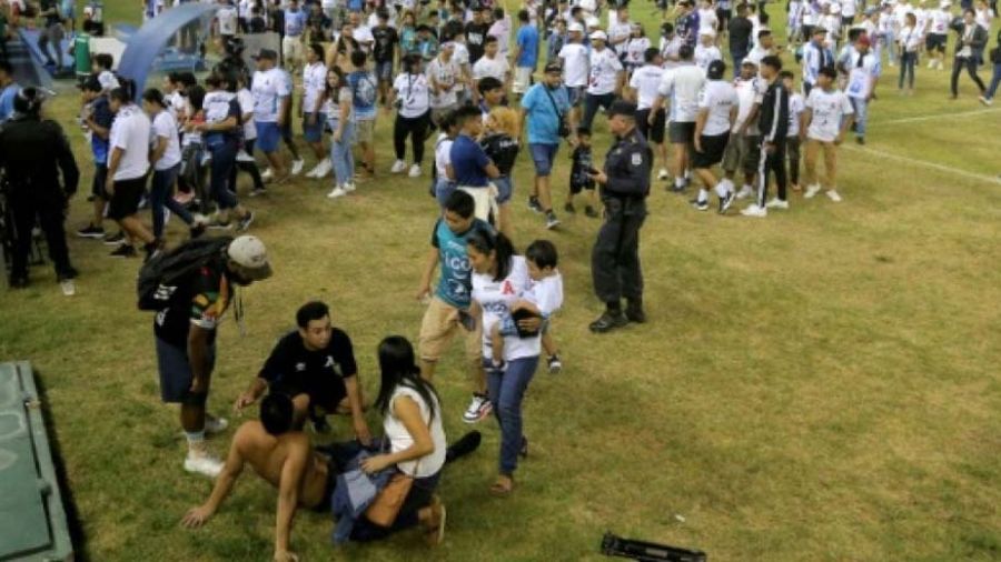 Salvador: douze morts lors d'une bousculade dans un stade de football