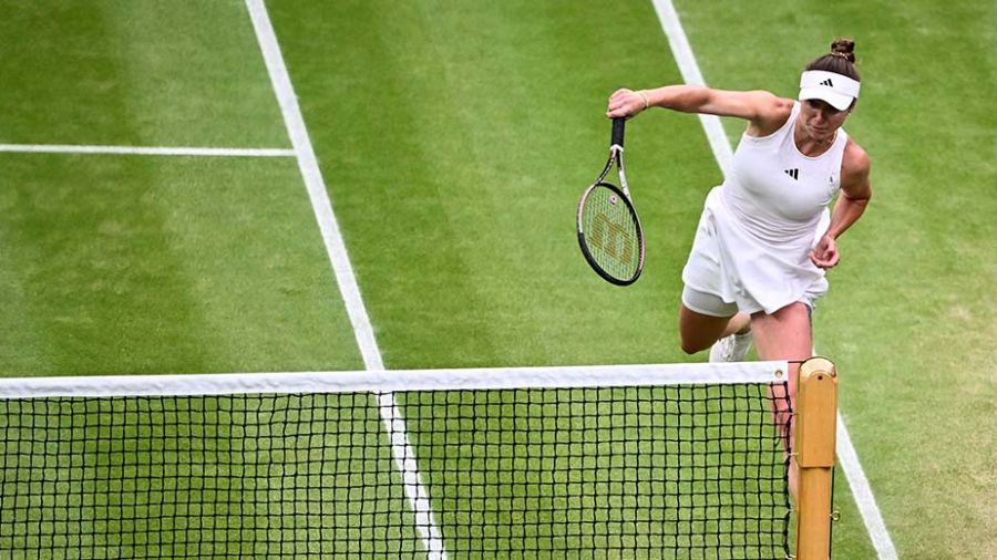 Wimbledon: Svitolina fait chuter Swiatek, Djokovic en demies