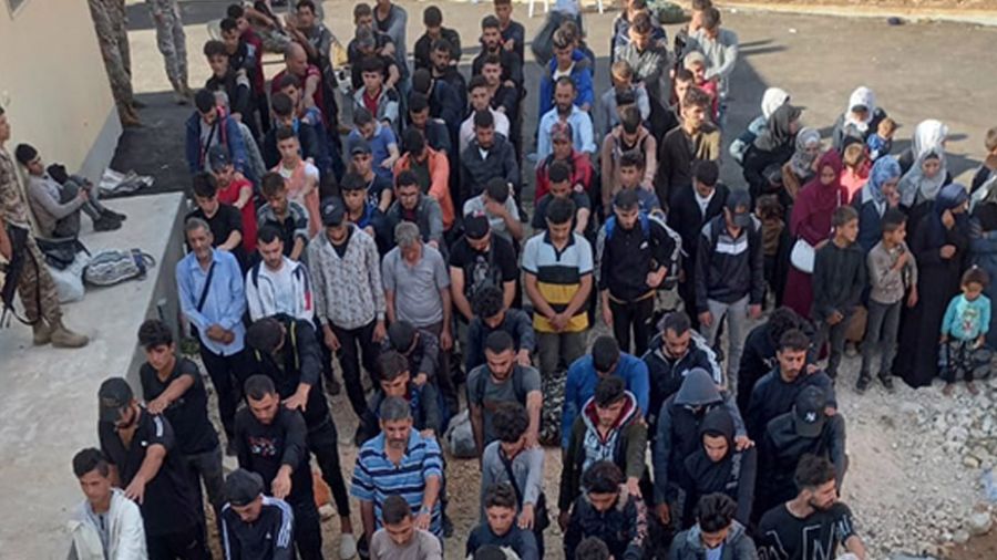 L’armée arrête plus de 1.000 migrants syriens clandestins