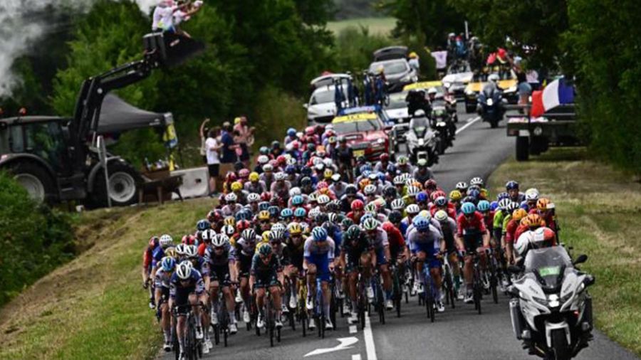 Tour de France: journée de choc dans les vignobles