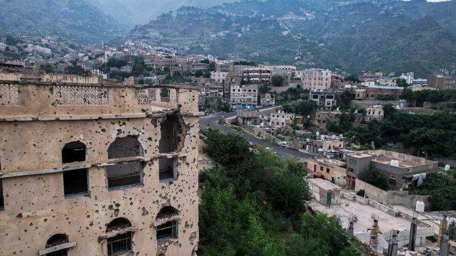 Yémen: les Houthis accusent Riyad de frappes meurtrières sur un marché
