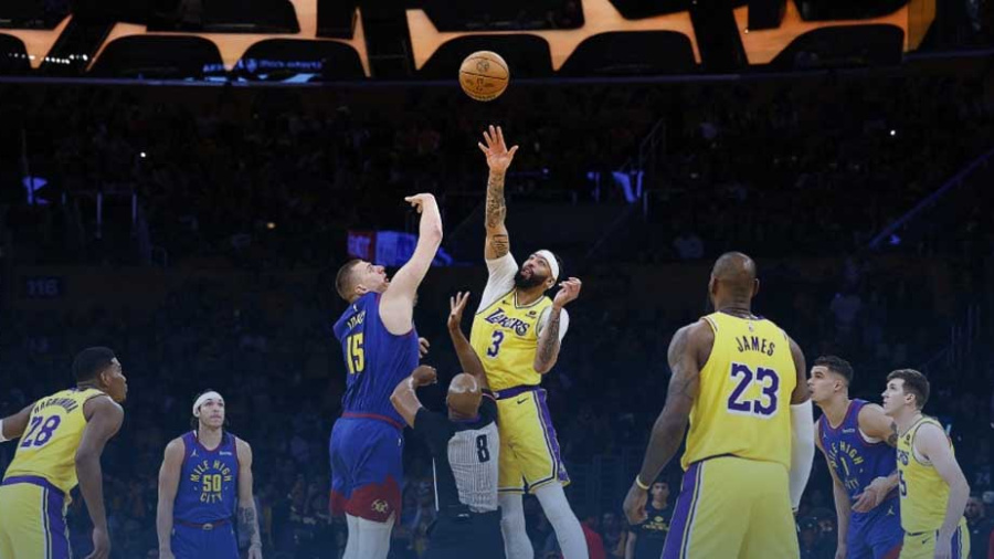 Les Nuggets acculent les Lakers, Embiid marque 50 points pour les Sixers