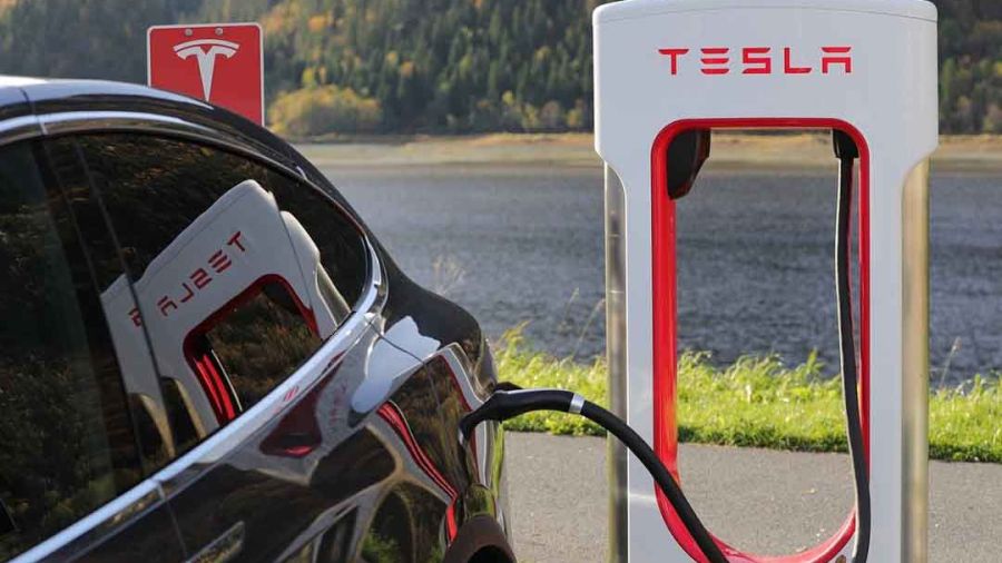Tesla : record de bénéfices, 5,5 milliards de dollars
