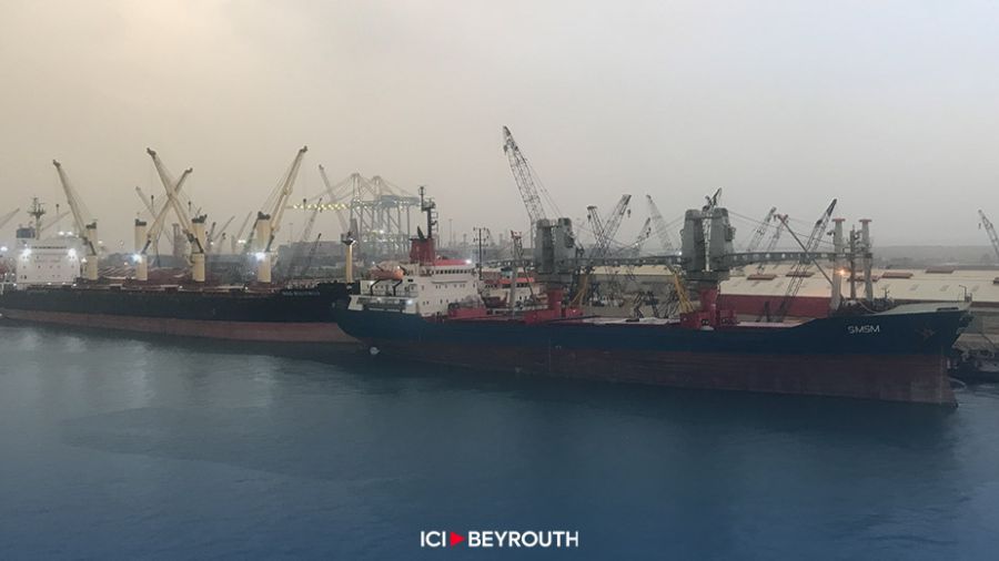 Des uniformes militaires saisis au port de Tripoli