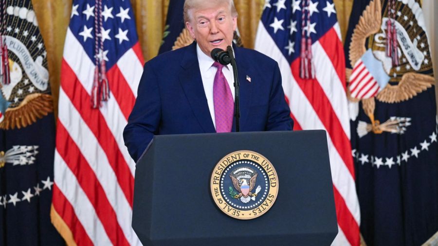 Trump assure qu'il va mettre fin à la politique en faveur des voitures électriques en Californie