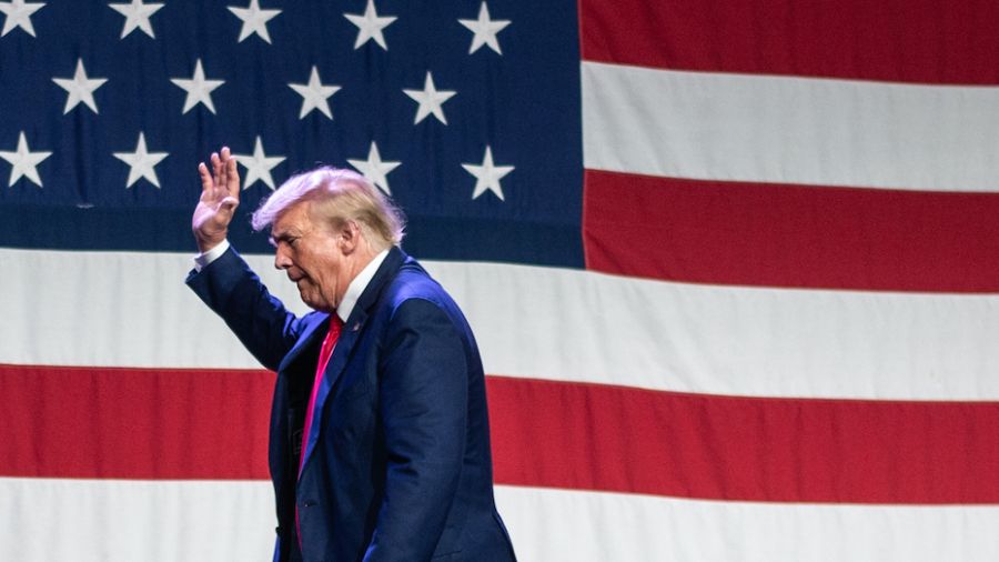 Trump utilise ses problèmes juridiques pour collecter des fonds