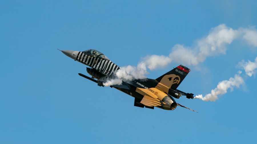 Un chasseur F-16 s'écrase dans l'ouest de la Turquie