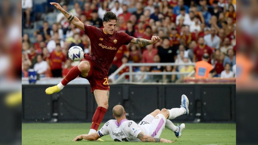 La Juve lâche des points, la Roma gagne mais perd des plumes