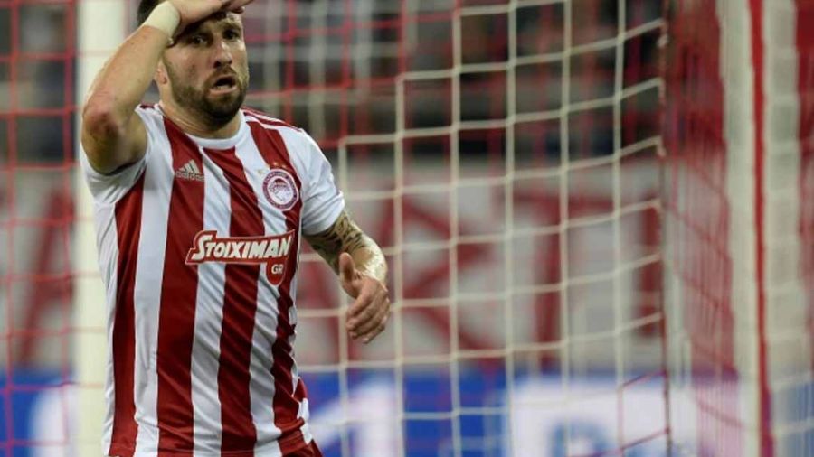 Mathieu Valbuena prolonge d'un an à l'Olympiakos