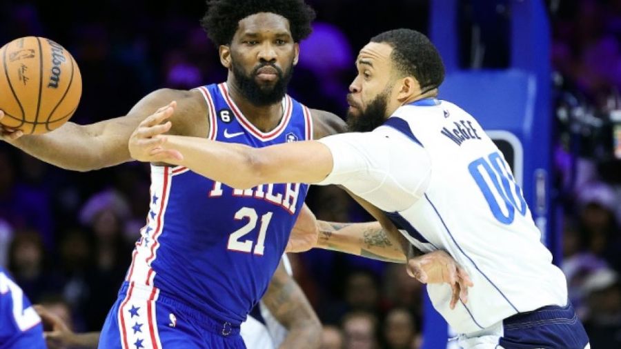 NBA: les Sixers enfoncent les Mavs, aux Lakers la bonne opération