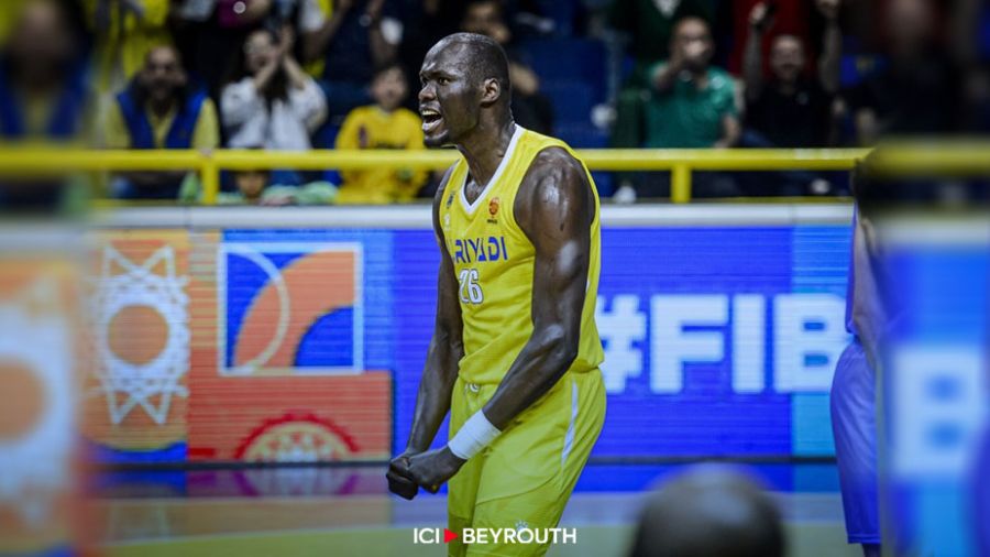 Riyadi se fait peur mais rejoint la finale