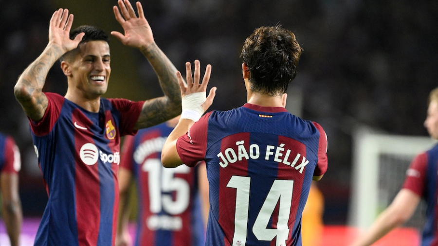 Les João brillent dans la victoire du FC Barcelone