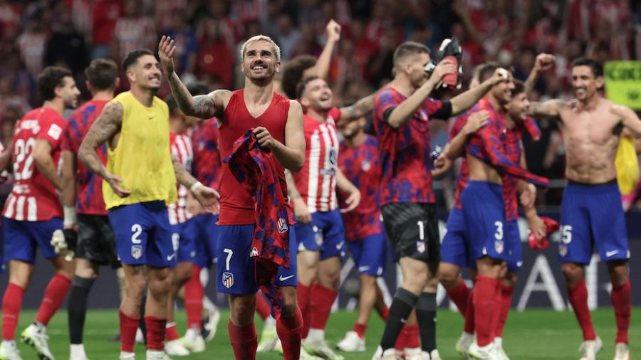 Le Real Madrid s'incline devant l'Atlético, le Barça en profite