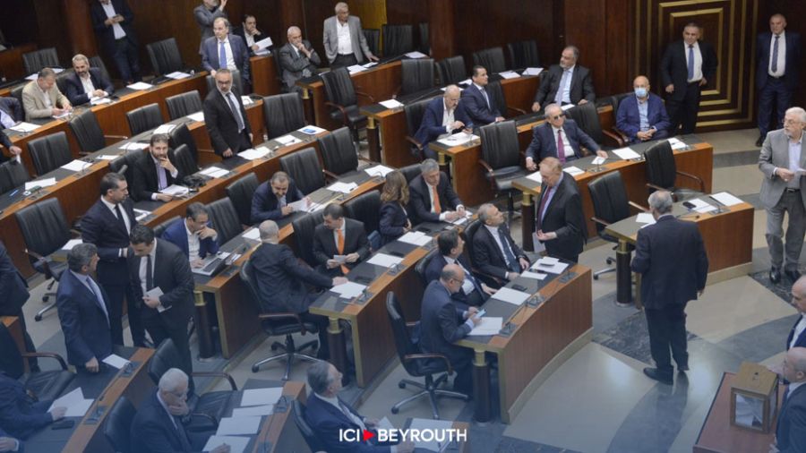 Parlement: L’opposition réaffirme son «non à la guerre»