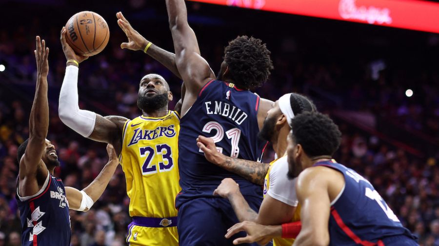 NBA: avec Joel Embiid en triple double, Philadelphie écrase les Lakers