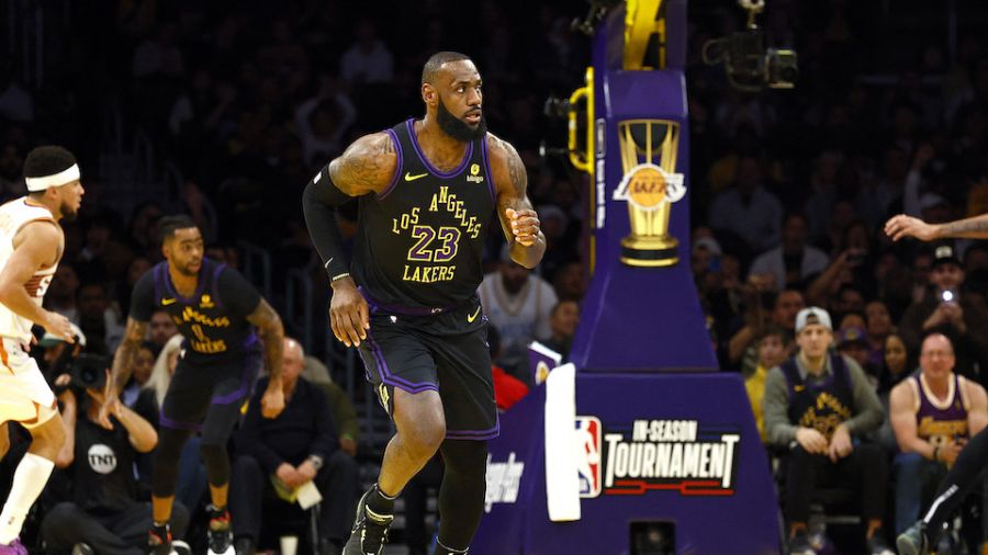 Coupe NBA: LeBron James porte les Lakers en demi-finales