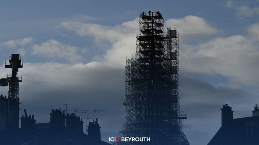 La croix de Notre-Dame de Paris est restaurée